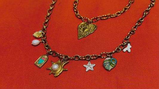 Collier à charms